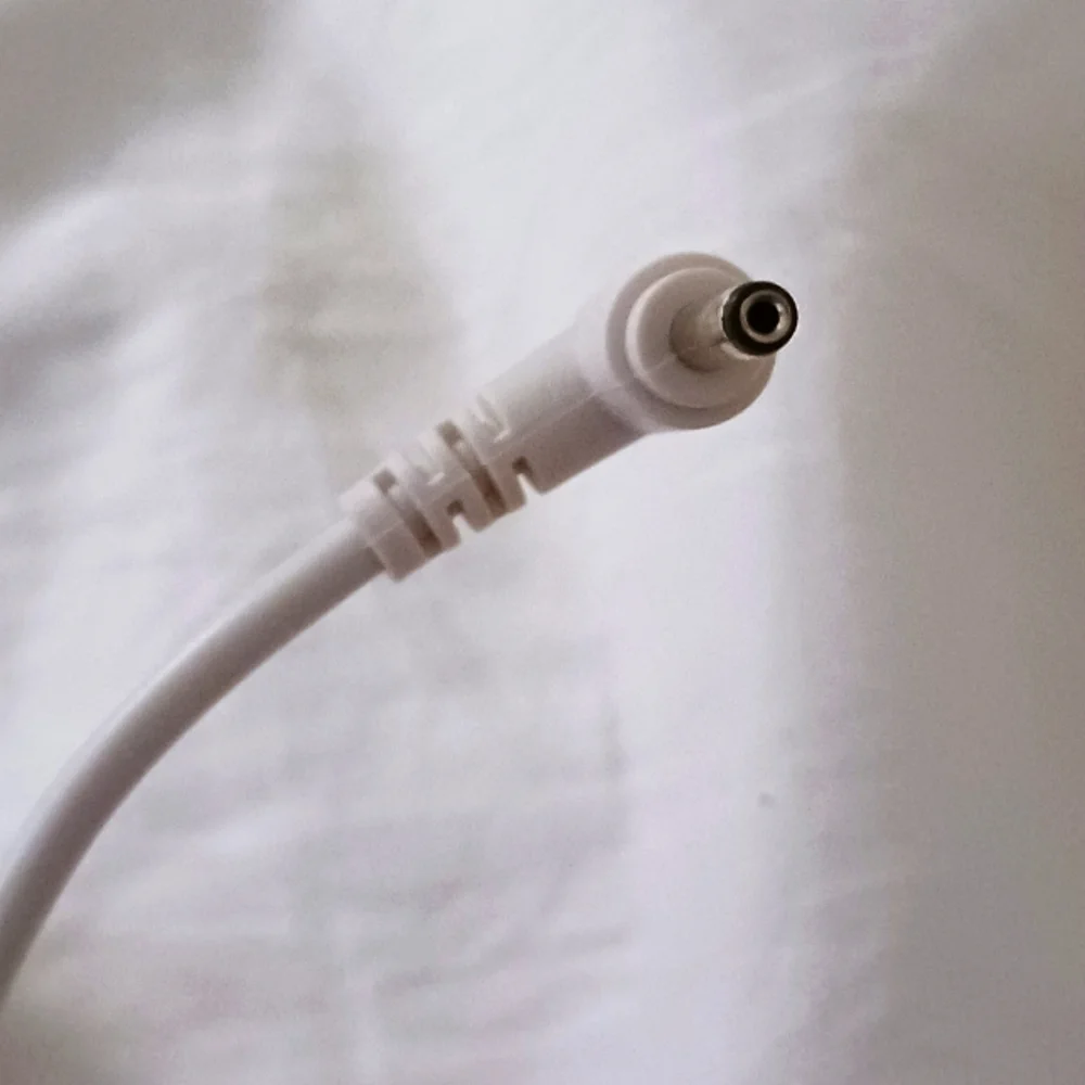 NuFACE MINI+ Petite Facial Toning Device - Picture 11 of 15